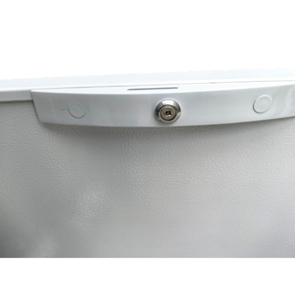 Congélateur solaire horizontal Beko HS305S - 254L - Blanc +(KIT SOLAIRE) Congélateur solaire horizontal Beko HS305S - 254L - Blanc +(KIT SOLAIRE)