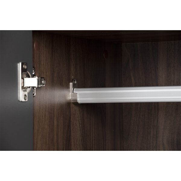 Armoire MANDO 3 Portes 170/173- 353011- (6 compartiments + 1 portant vêtement) Armoire MANDO 3 Portes 170/173- 353011- (6 compartiments + 1 portant vêtement)