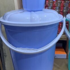 Seau à Eau avec Couvercle + Pot Offert - 20 Litres - Transparent