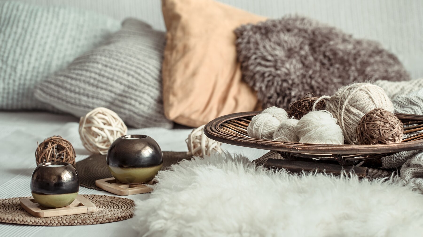 Quels textiles choisir pour une maison confortable et élégante ?