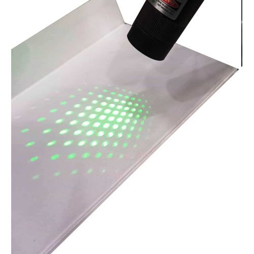 Pointeur Laser Vert Rechargeable – Portée Jusqu’à 5 km – 1mW Pointeur Laser Vert Rechargeable – Portée Jusqu’à 5 km – 1mW