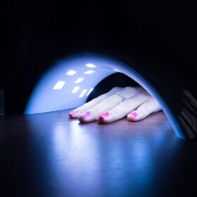 Lampe LED UV Professionnelle pour Ongles