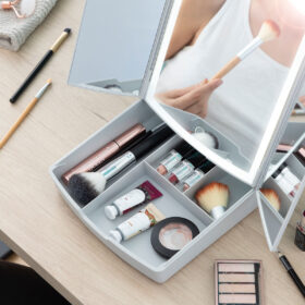 Miroir LED Pliable avec Organisateur de Maquillage 3-en-1 Panomir – Image 16