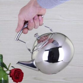Théière en Acier inoxydable Avec Filtre – 2 Litres – Brillance effet miroir – Résistante & Facile à nettoyer – Image 2