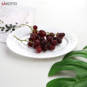 Lot de 4 Assiettes Rondes en Porcelaine – Élégantes et Résistantes – Style Intemporel
