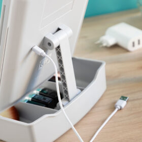 Miroir LED Pliable avec Organisateur de Maquillage 3-en-1 Panomir – Image 9