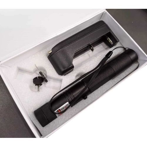 Pointeur Laser Vert Rechargeable – Portée Jusqu’à 5 km – 1mW Pointeur Laser Vert Rechargeable – Portée Jusqu’à 5 km – 1mW