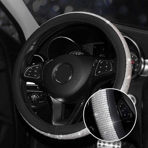 Housse de Volant en Strass Cristal Scintillant – Cuir Noir & Argent – 38cm – Élégance et Confort pour Voiture Housse de Volant en Strass Cristal Scintillant – Cuir Noir & Argent – 38cm – Élégance et Confort pour Voiture