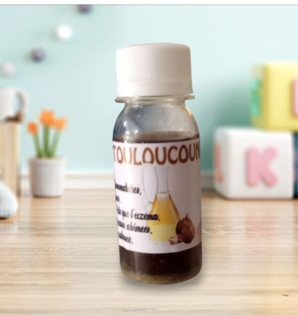 Huile de Touloucouna 60ml – Apaisante, Nourrissante & Réparatrice Peau et Cheveux Huile de Touloucouna 60ml – Apaisante, Nourrissante & Réparatrice Peau et Cheveux