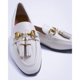 Mocassins Crème à Chaîne et Pompons – Coupe Large – Taille EU 40 – Style Londonien