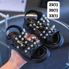 Sandales et Pantoufles en Plastique pour Garçon – Confort et Praticité au Quotidien