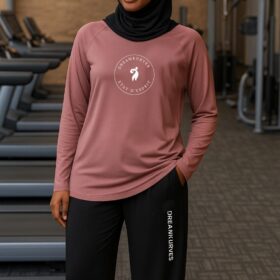 Ensemble de Sport DKHIJAB – Modestwear Femme Voilée, Grandes Tailles, Respirant & Élégant Ensemble de Sport DKHIJAB – Modestwear Femme Voilée, Grandes Tailles, Respirant & Élégant
