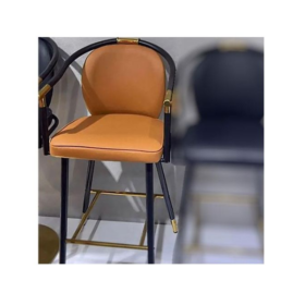 Chaise de Bar C109 Moderne et Élégante – Assise en Cuir Orange & Structure Métallique – Confort, Style et Praticité