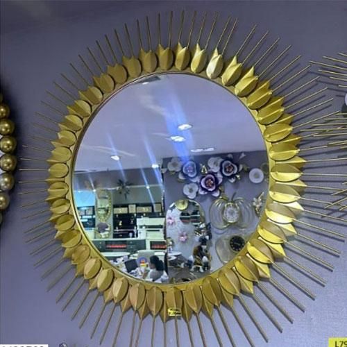 Miroir Mural Décoratif M23702 - 79x79 cm - Couleur Or Miroir Mural Décoratif M23702 - 79x79 cm - Couleur Or