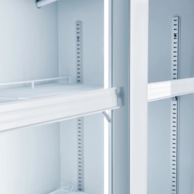 Réfrigérateur vitrine Hisense  FL-81WC-620L – Image 2