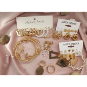 Collection Bijoux Tendance Dorés – Bracelets & Boucles d’Oreilles Collection Bijoux Tendance Dorés – Bracelets & Boucles d’Oreilles