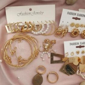 Collection Bijoux Tendance Dorés – Bracelets & Boucles d’Oreilles