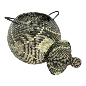 Corbeille à linge – modèle moyen tressé à la main en paille et fils plastique noir & beige – Image 2