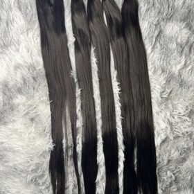 Perruque frisée longueur 20" avec closure peignable