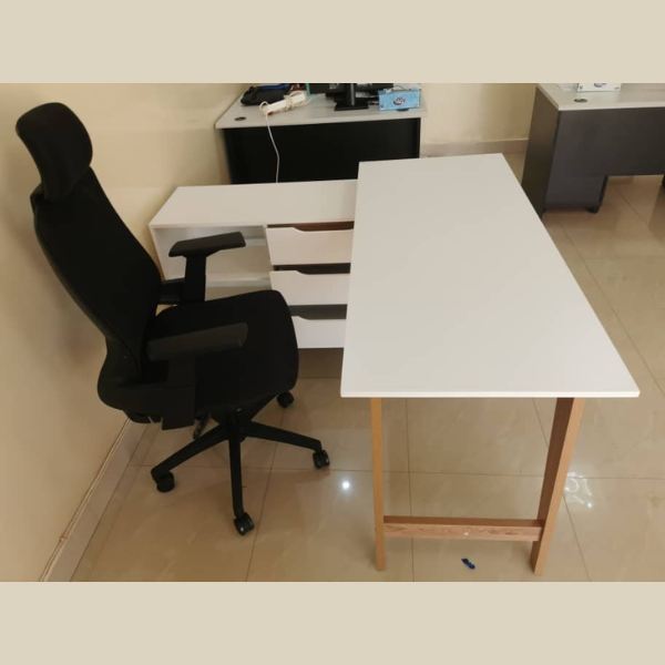 Bureau de Travail MANDO 173/171- 124057- (4 compartiments + 3 tiroirs)