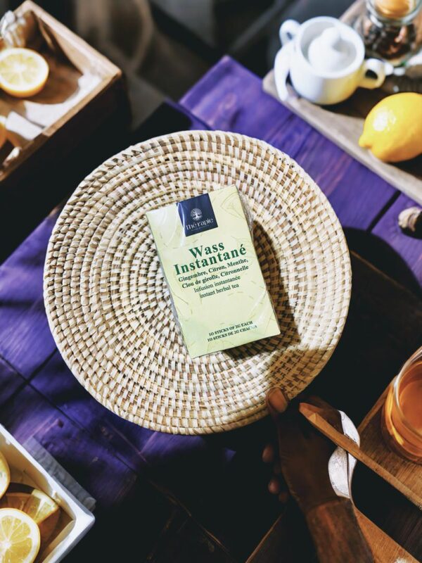 Wass Instantané : Énergie et Goût Boisson instantanée revitalisante et savoureuse (10 sticks) Wass Instantané : Énergie et Goût Boisson instantanée revitalisante et savoureuse (10 sticks)