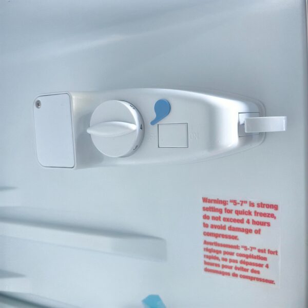 Réfrigérateur combiné Smart Technology STCB-277H - 186L - 3T Réfrigérateur combiné Smart Technology STCB-277H - 186L - 3T