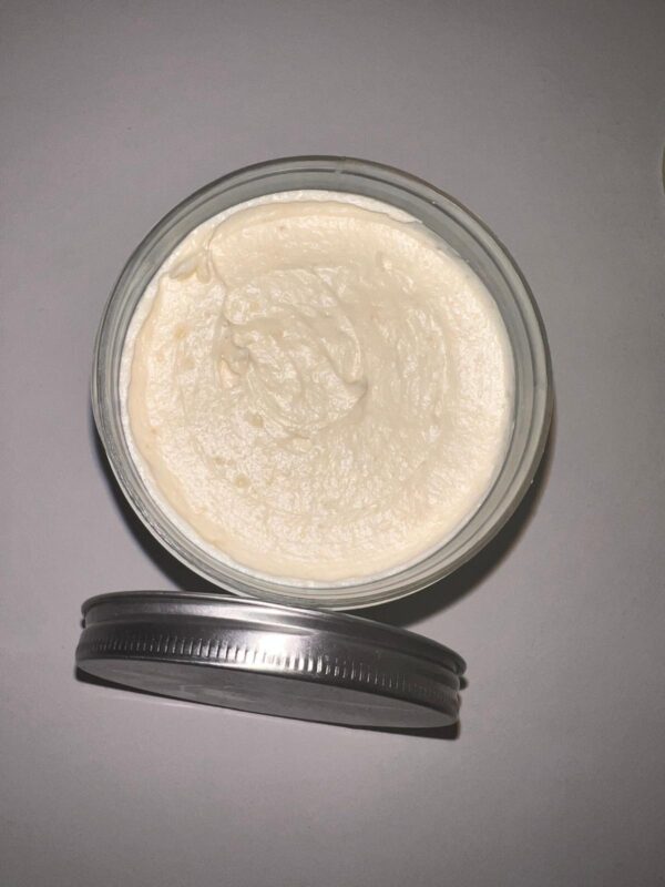 Crème Fat'ma Chantilly de Karité au Beurre de Cacao — Soin Nourrissant Corps & Cheveux 100g Crème Fat'ma Chantilly de Karité au Beurre de Cacao — Soin Nourrissant Corps & Cheveux 100g