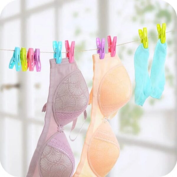 Pinces à linge plastiques colorées avec panier de rangement- Lot de 30 pièces