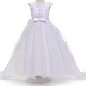 Robe de communion fille en dentelle blanche à traîne – Image 4