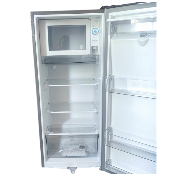 Réfrigérateur Grand Bar HISENSE RS-23DR4SB - 176L (Avec Distributeur d'eau)