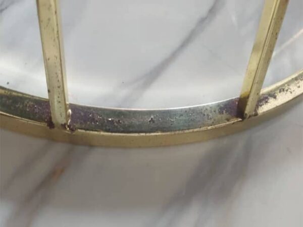 Table basse Sandy 120005 couleur noir dorée 90×45×90 reconditionnée