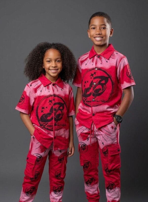 Ensemble pantalon enfant unisexe — Tailles 22–30 (4–13 ans) Ensemble pantalon enfant unisexe — Tailles 22–30 (4–13 ans)