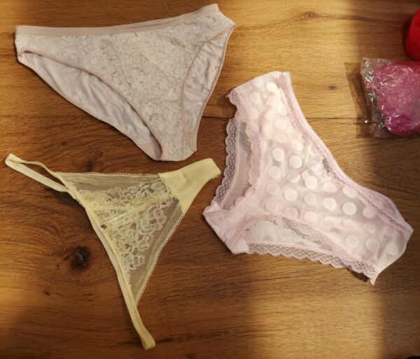 Lot de 3 culottes femme — Taille UK 16 (XL) : classique, dentelle & motifs
