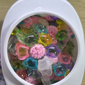 Capsules de lessive 7-en-1 — Boîte 50 unités, parfum fruité, concentration 8X – Image 2