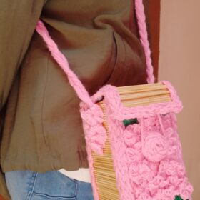 Sacoche florale artisanale compacte — pour téléphone et petits objets – Image 2
