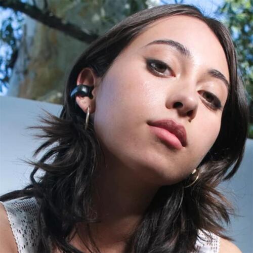 Écouteurs Open‑Ear Bluetooth FreeClip — Noir | Bluetooth 5.3, IPX4, Étui de charge Écouteurs Open‑Ear Bluetooth FreeClip — Noir | Bluetooth 5.3, IPX4, Étui de charge