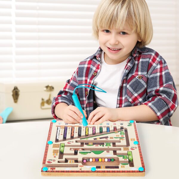 Jeu labyrinthe magnétique en bois