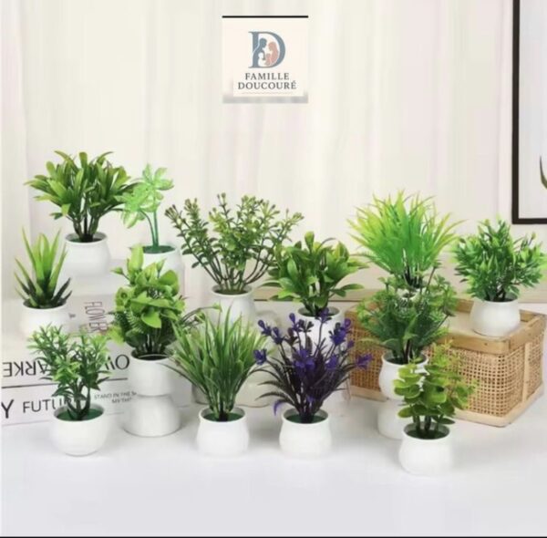 Lot de 10 fleurs artificielles en pot — pots blancs, couleurs variées pour décoration intérieure