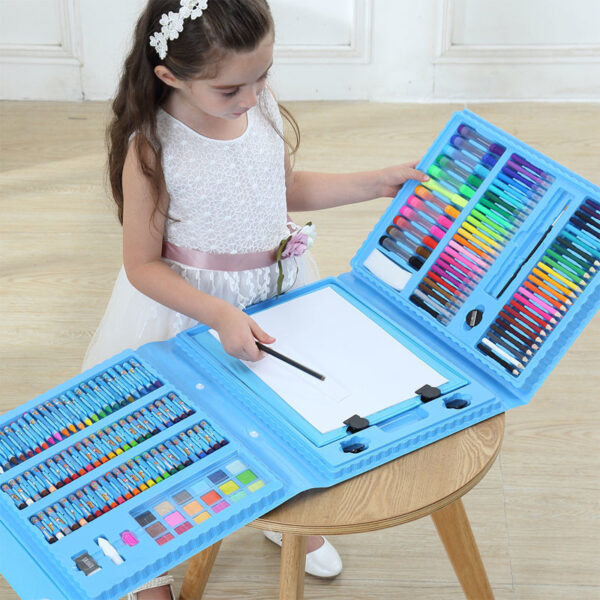 Ensemble de papeterie LT460206 (208 pièces, pour enfants) Ensemble de papeterie LT460206 (208 pièces, pour enfants)